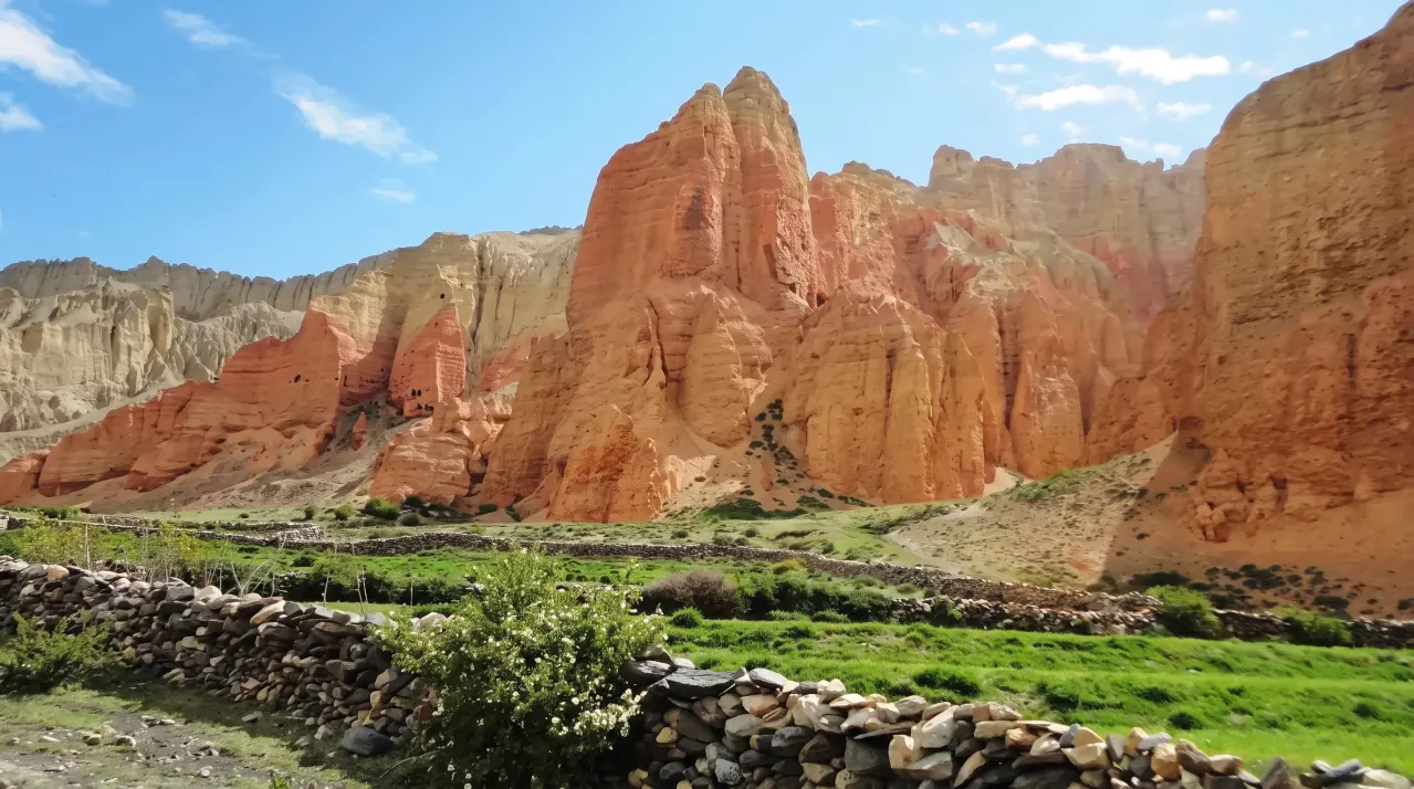 Rote Felsen im Mustang NP
