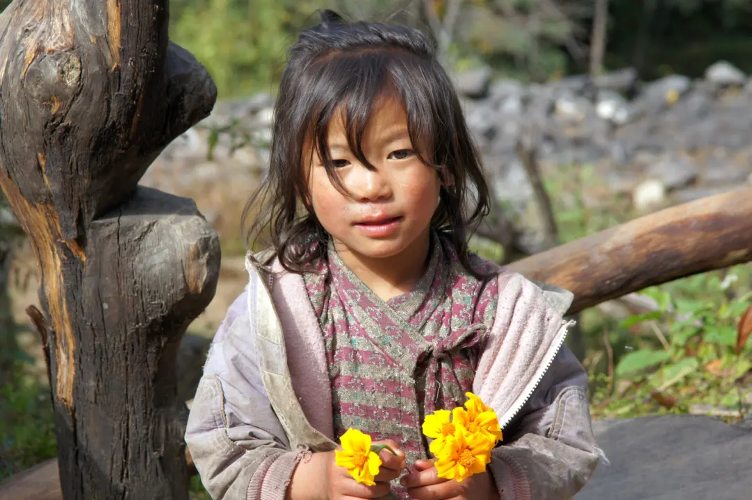 Kind bei Namche Bazaar
