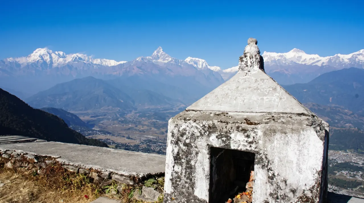 Stupa Auf dem Sarangkot bei Pokhara.