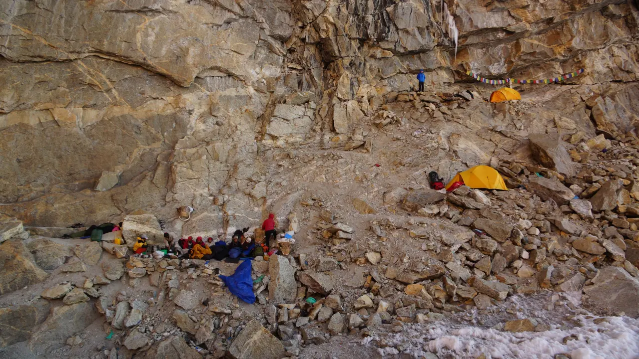 Parchamo Peak, Rowaling Trekking