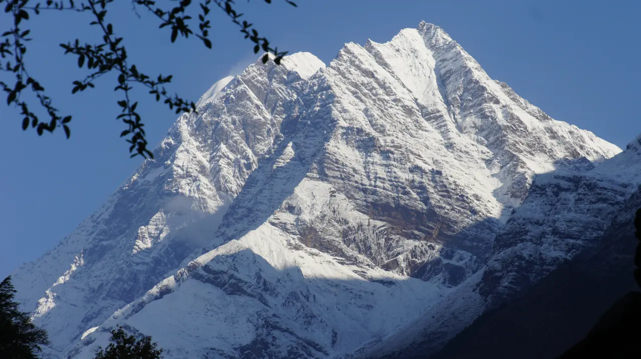 Manaslu Trekking