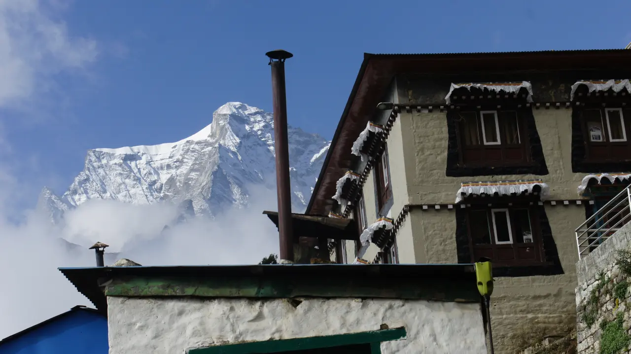 Everest Trekking