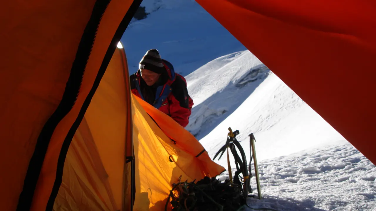 Chulu-West-Highcamp