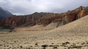 Geling, Trekking bei Geling in malerischer Felsformation.