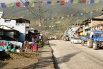 in Jiri, in Jiri endet die Straße aus Kathmandu, von hier aus geht es auf schlechten Pisten noch weiter mit dem Jeep